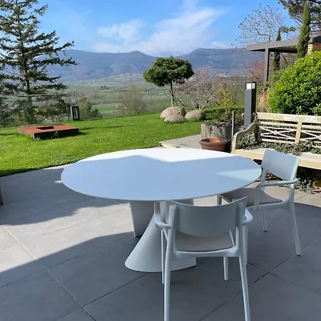 Avec Vue Apartment *